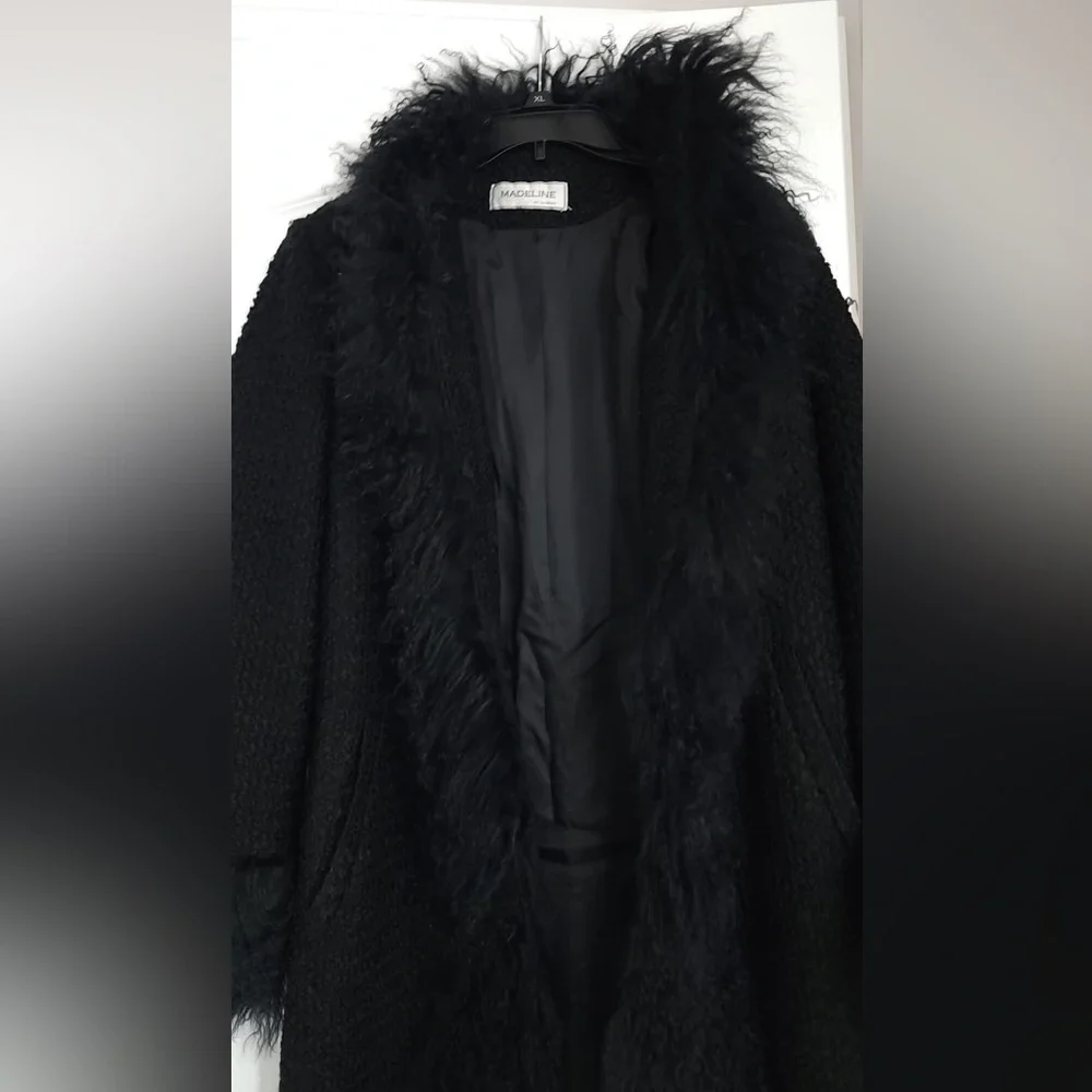 Vintage Madeline by Alorna Faux Fur Coat - Picture 4 of 5